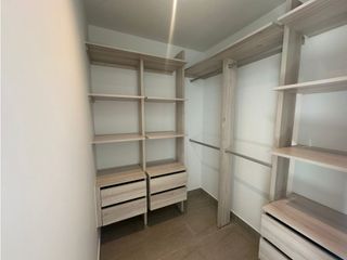 Foto 6 de SE VENDE APARTAMENTO EN BELLAVISTA