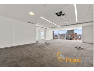 Foto 5 de Se Vende Oficina de 286 metros en Paralelo 108, Bogota