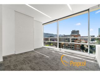 Foto 4 de Se Vende Oficina de 286 metros en Paralelo 108, Bogota