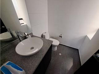 Foto 33 de OFICINA EN VENTA Y RENTA USAQUÉN