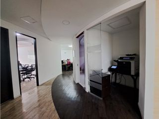 Foto 32 de OFICINA EN VENTA Y RENTA USAQUÉN