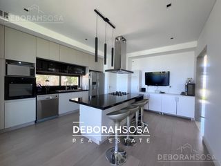 Foto 9 de Casa en Venta 5 Ambientes Al Lago Barrio El Cantón  Belén de Escobar  Zona Norte