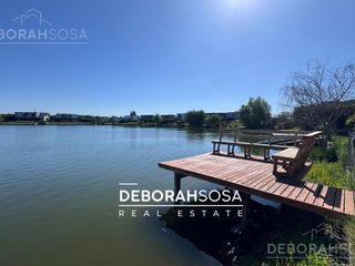 Foto 1 de Casa en Venta 5 Ambientes Al Lago Barrio El Cantón  Belén de Escobar  Zona Norte