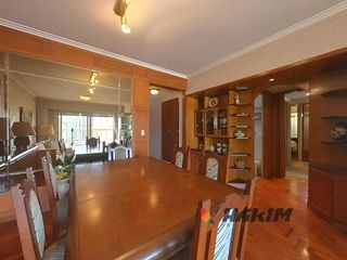 Foto 7 de Departamento 4  ambientes en Villa Urquiza con cochera y baulera