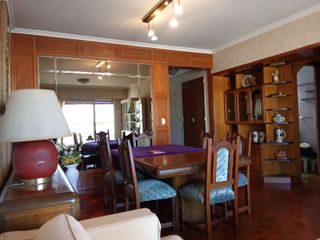 Foto 5 de Departamento 4  ambientes en Villa Urquiza con cochera y baulera