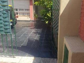 Foto 3 de PH en venta - 3 Dormitorios 2 Baños - Cochera - 200Mts2 - Bernal, Quilmes