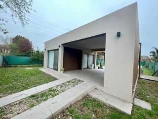 Foto 1 de Casa en  alquiler temporarrio
