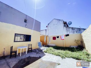 Foto 48 de Casa en venta - 2 Dormitorios 2 Baños - 230Mts2 - Villa Elvira, La Plata