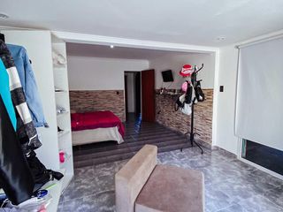 Foto 8 de Casa en venta - 2 Dormitorios 2 Baños - 230Mts2 - Villa Elvira, La Plata