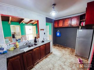 Foto 32 de Casa en venta - 2 Dormitorios 2 Baños - 230Mts2 - Villa Elvira, La Plata