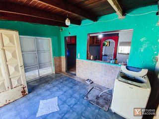 Foto 38 de Casa en venta - 2 Dormitorios 2 Baños - 230Mts2 - Villa Elvira, La Plata