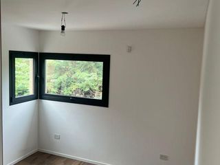 Foto 2 de Duplex en venta en condominio Don Carlos - Manuel B. Gonnet