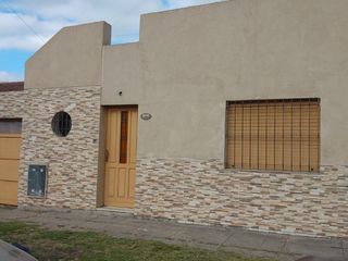 Foto 1 de Casa - La Plata