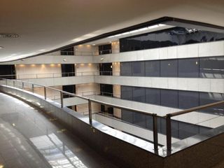 Foto 4 de Oficina en alquiler - Puerto Madero - 1000 m2 - 10 cocheras.