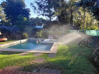 Foto 12 de Casa en venta - 3 Dormitorios 2 Baños - Cocheras - 450mts2 - Mar del Plata