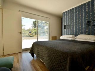 Foto 7 de Casa en venta - 3 Dormitorios 2 Baños - Cocheras - 450mts2 - Mar del Plata