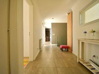 Foto 6 de Casa en venta - 3 Dormitorios 2 Baños - Cocheras - 450mts2 - Mar del Plata