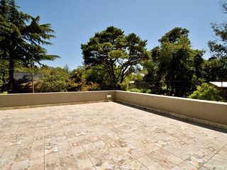 Foto 11 de Casa en venta - 3 Dormitorios 2 Baños - Cocheras - 450mts2 - Mar del Plata