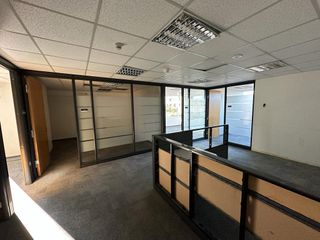 Foto 4 de Oficina en alquiler - Puerto Madero - 100 m2 - 1 cochera.
