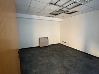 Foto 6 de Oficina en alquiler - Puerto Madero - 100 m2 - 1 cochera.