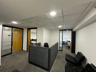 Foto 13 de Oficina en alquiler - Puerto Madero - 100 m2 - 1 cochera.