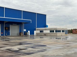Foto 43 de Depósito en Zarate KM 90 3600 M2 CON HIDRANTES