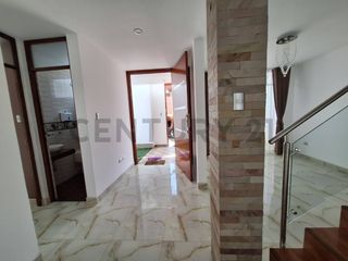 Foto 3 de HERMOSA CASA EN VENTA EN RESIDENCIAL LAS VIÑAS DE POCOLLAY- TACNA