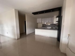 Foto 3 de Casa en Venta,  Kennedy norte  AndB