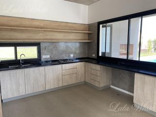 Foto 8 de Casa en venta en Lagos de Canning