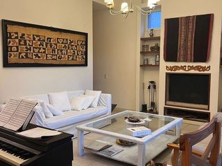 Foto 6 de Muy buena casa en venta de 5 dormitorios en Villa Olivos, jardin y pileta