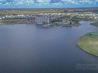 Foto 52 de Terreno al lago, BARRIO AMARRAS, Puertos / Escobar