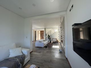 Foto 8 de Casa a la laguna en El Canton Islas