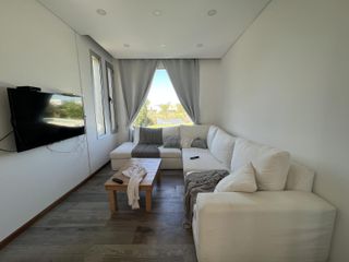 Foto 9 de Casa a la laguna en El Canton Islas
