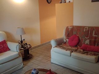Foto 6 de Casa en venta - 3 Dormitorios 1 Baño - Cochera - Villa Regina, Río Negro