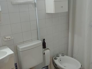 Foto 11 de Casa en venta - 3 Dormitorios 1 Baño - Cochera - Villa Regina, Río Negro