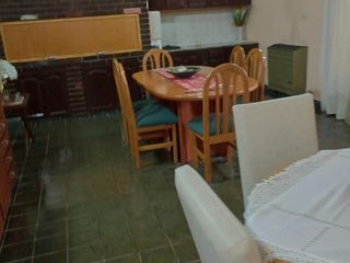 Foto 7 de Casa en venta - 3 Dormitorios 1 Baño - Cochera - Villa Regina, Río Negro