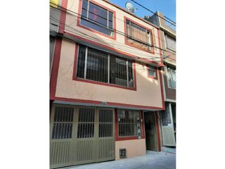 Foto 1 de VENDEMOS CASA RENTABLE Barrancas Norte