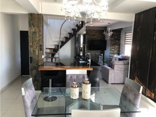 Foto 12 de Se Vende Edificio Comercial Casco Urbano Tebaida
