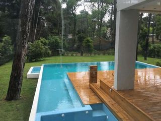 Foto 5 de Casa en venta en Carilo
