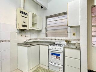 Foto 8 de MUY BUEN PH EN PLANTA BAJA CON 3 DORMITORIOS, COCINA, TERRAZA Y COCHERA, UN BAÑO Y LAVADERO