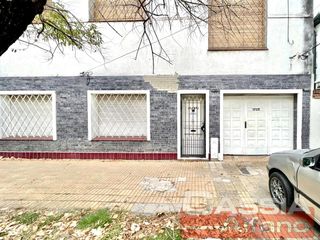 Foto 17 de MUY BUEN PH EN PLANTA BAJA CON 3 DORMITORIOS, COCINA, TERRAZA Y COCHERA, UN BAÑO Y LAVADERO