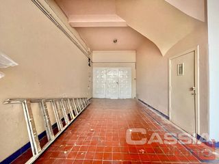 Foto 2 de MUY BUEN PH EN PLANTA BAJA CON 3 DORMITORIOS, COCINA, TERRAZA Y COCHERA, UN BAÑO Y LAVADERO