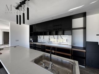 Foto 3 de Casa en Venta con salida al Río Luján, Barrio San Juan, Villanueva
