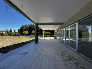 Foto 5 de Casa en Venta con salida al Río Luján, Barrio San Juan, Villanueva