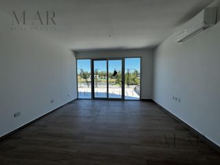 Foto 13 de Casa en Venta con salida al Río Luján, Barrio San Juan, Villanueva