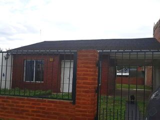 Foto 1 de Casa en la costa 66m2 cubiertos Excelente terreno con patio