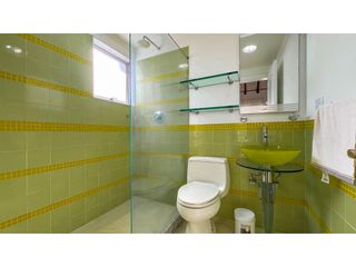 Foto 24 de ESPECTACULAR CASA UBICADA EN LA MEJOR ZONA DEL POBLADO (LA CALERA)