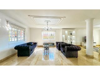 Foto 10 de ESPECTACULAR CASA UBICADA EN LA MEJOR ZONA DEL POBLADO (LA CALERA)