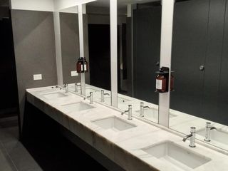 Foto 11 de Alquiler de oficina de 100 m2 en San Isidro