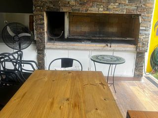 Foto 7 de Casa 4 ambientes con pileta en San Martin al 1700